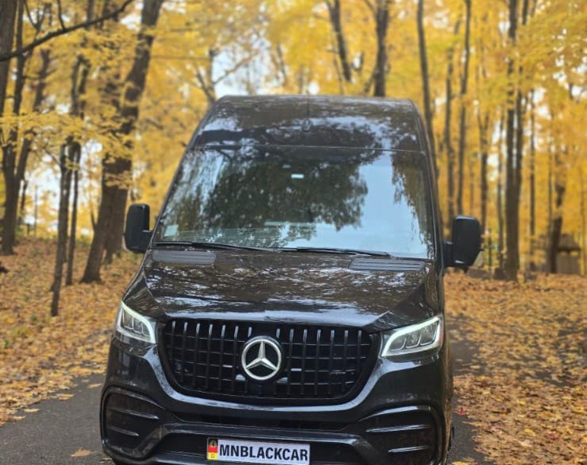 MN Black Car Mercedes-Benz Sprinter chauffeur service